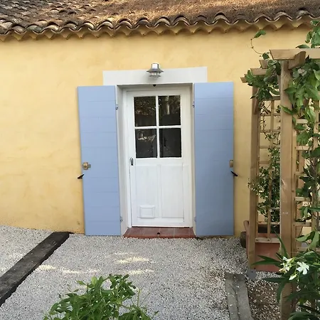 Charmant Studio Brignoles Exterior photo